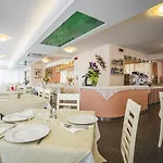 Raffaello Ξενοδοχείο