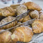 Ξενοδοχείο Raffaello 3*