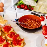 Ξενοδοχείο Raffaello 3*