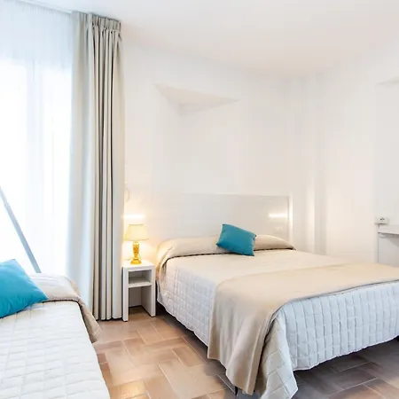 Hotel Raffaello 3*