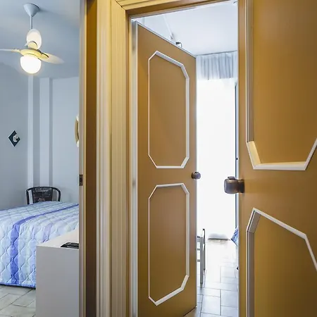 Hotel Raffaello 3*