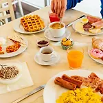 Hotel Raffaello 3*